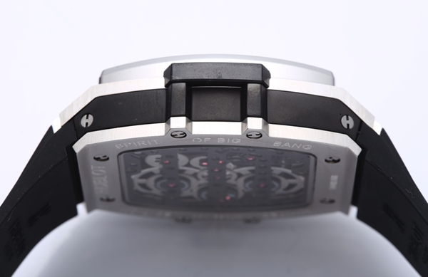 ウブロコピー時計素材ディテール